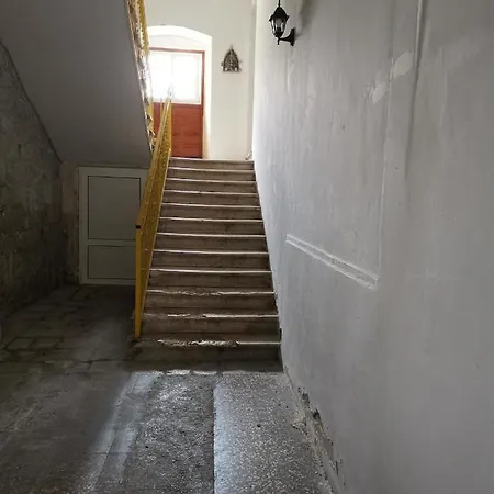 Spacious 140m2 Downtown 3 Bedroom Lägenhet *