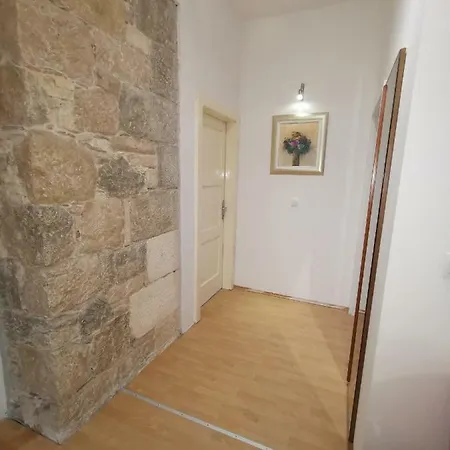 Spacious 140m2 Downtown 3 Bedroom Lägenhet