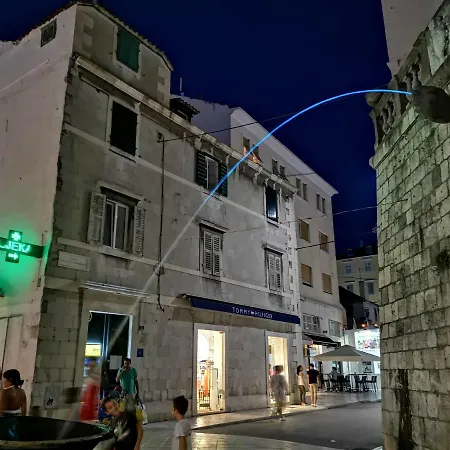 Appartement Spacious 140m2 Downtown 3 Bedroom