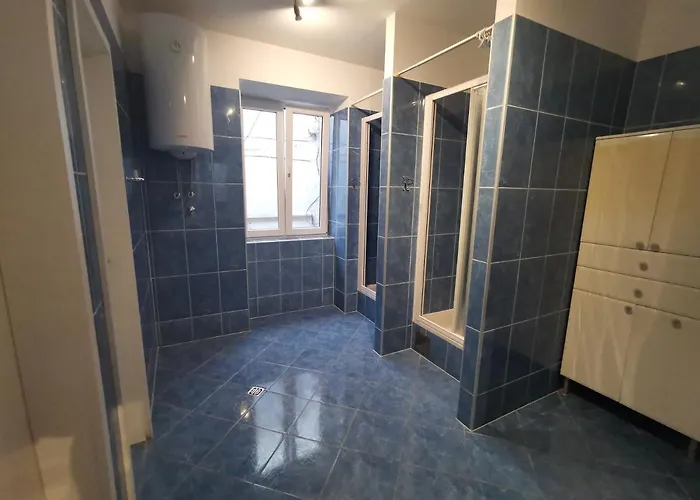 Spacious 140m2 Downtown 3 Bedroom * スプリト