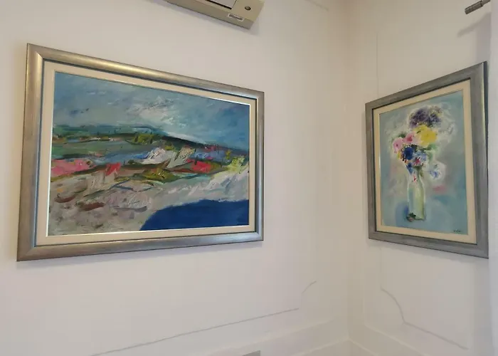 Spacious 140m2 Downtown 3 Bedroom *